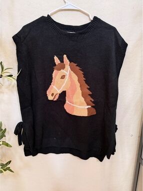 Horse Sweater Main Strip